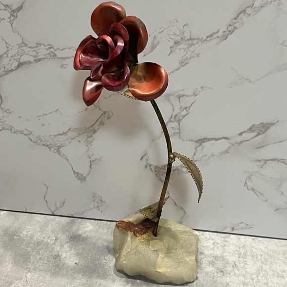 VINTAGE Mid Century Modern Rose Flower Leaves Copper Metal Art on Onyx Demott - Picture 2 of 11